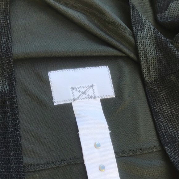 NWT Adidas Chicago Blackhawks Men’s Hockey Jersey Camo Salute to Service Size 50 - Picture 8 of 8